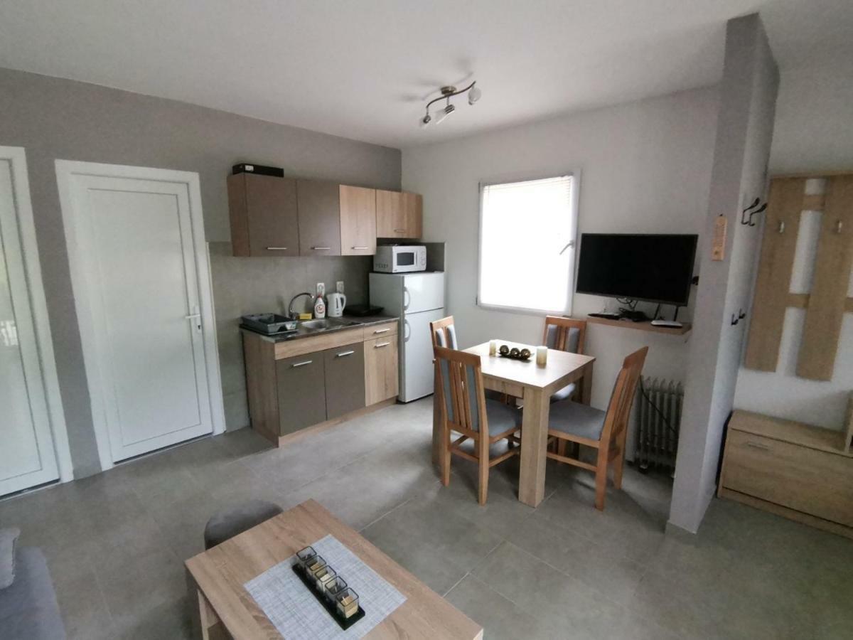 Aphrodite Hills Apartments-Stara Planina Crni Vrh Buitenkant foto